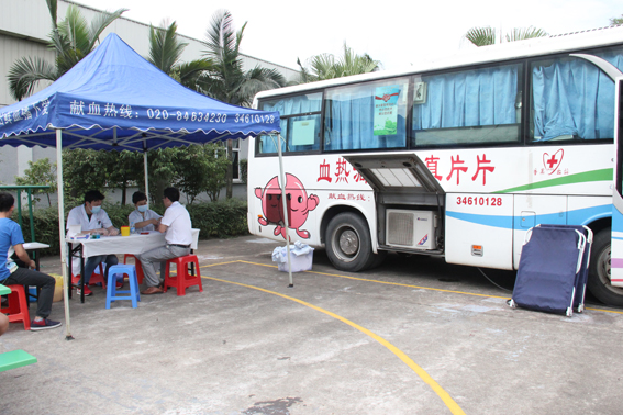 jn江南·体育登录入口,员工参加无偿献血活动，用爱心为生命加油